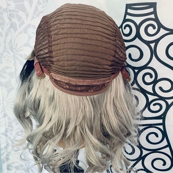 Silver Gray with Dark Roots Lace Front Heat Friendly Synthetic Wig Size Average - Picture 7 of 10